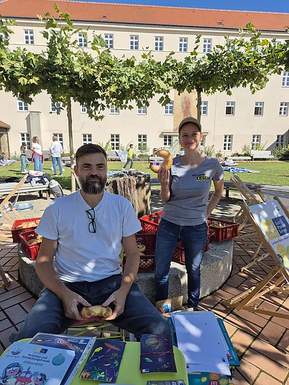 Das Projektteam von Zeit Punkt Lesen: Alexander Hödlmoser und Katharina Schwabl