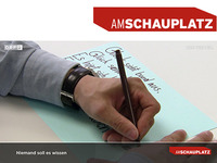 Logo der ORF Sendung am Schauplatz und ein Bild von einer schreibenden Männerhand