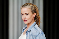 Portrait von Schauspielerin Swintha Gersthofer